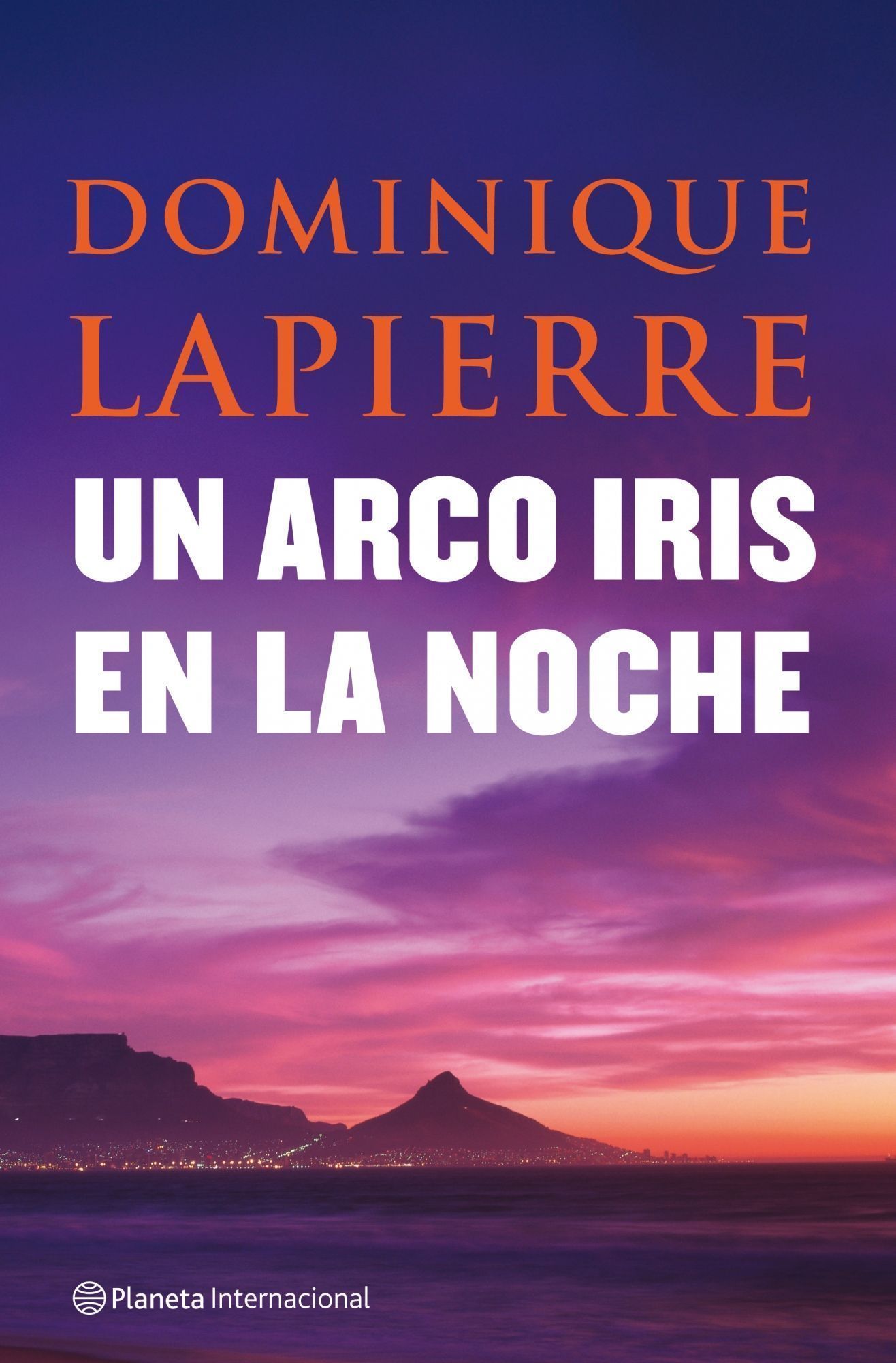 Un arco iris en la noche
